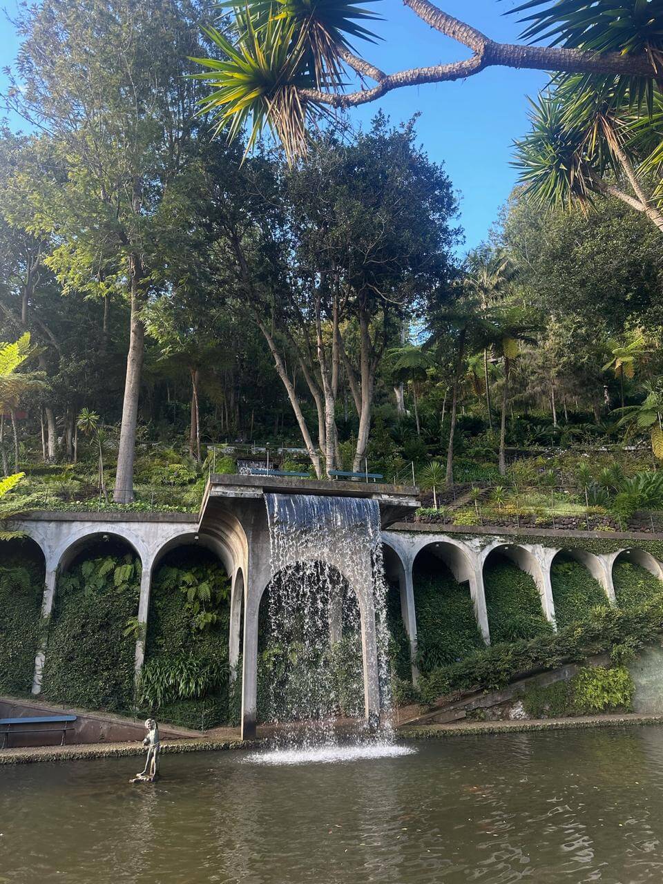 water running in the botanical garden